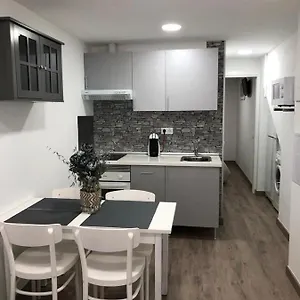  Apartamento Alojamiento Karina