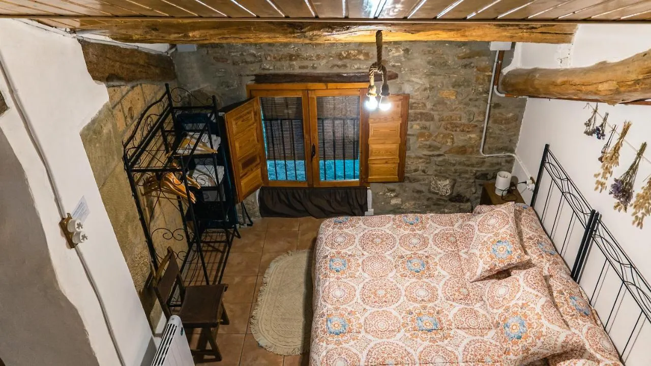 Cal Bello Casa Rural Λιέιδα 0*,
